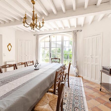 Maison De Maitre 230M² En Plein Coeur Du Village Camps-la-Source Exterior photo